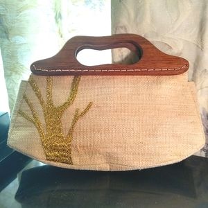 Mar Y Sol Woven Raffia Tree of Life Hand Wood Carved Straw Clutch Mini Purse